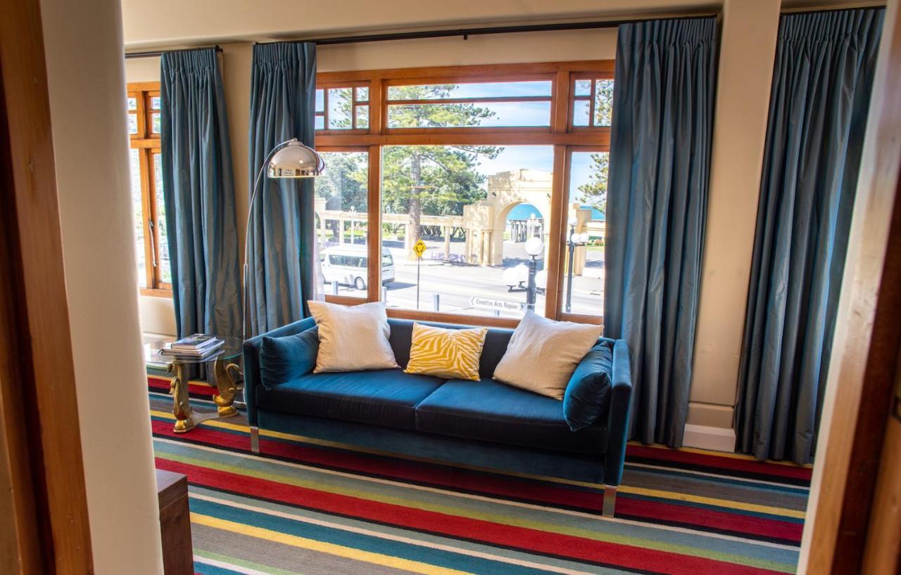 נאפייר Art Deco Masonic Hotel מראה חיצוני תמונה
